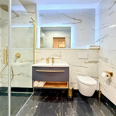 Gg 8 Apartment